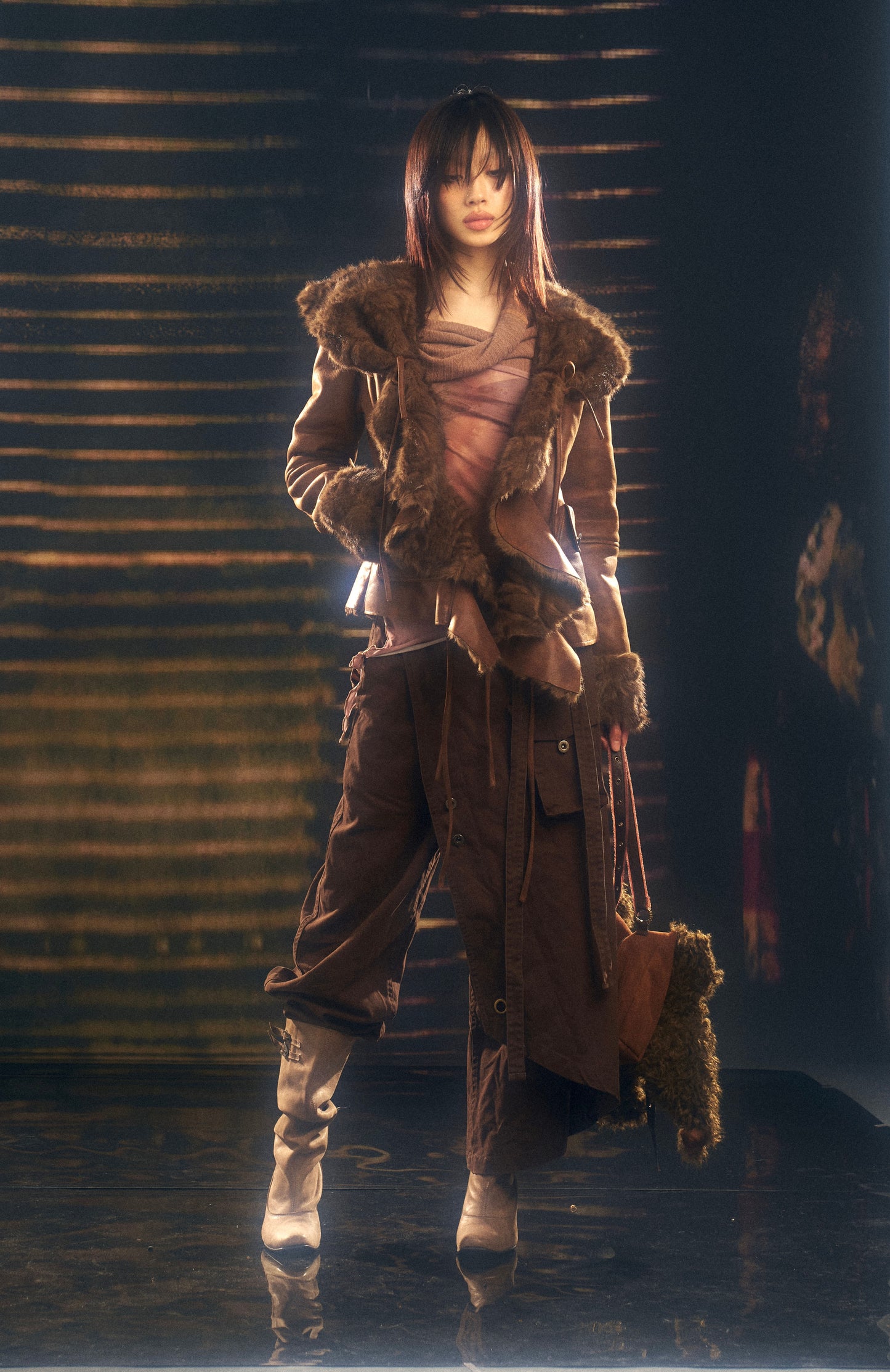 Warm fur-lined coat with a large lapel