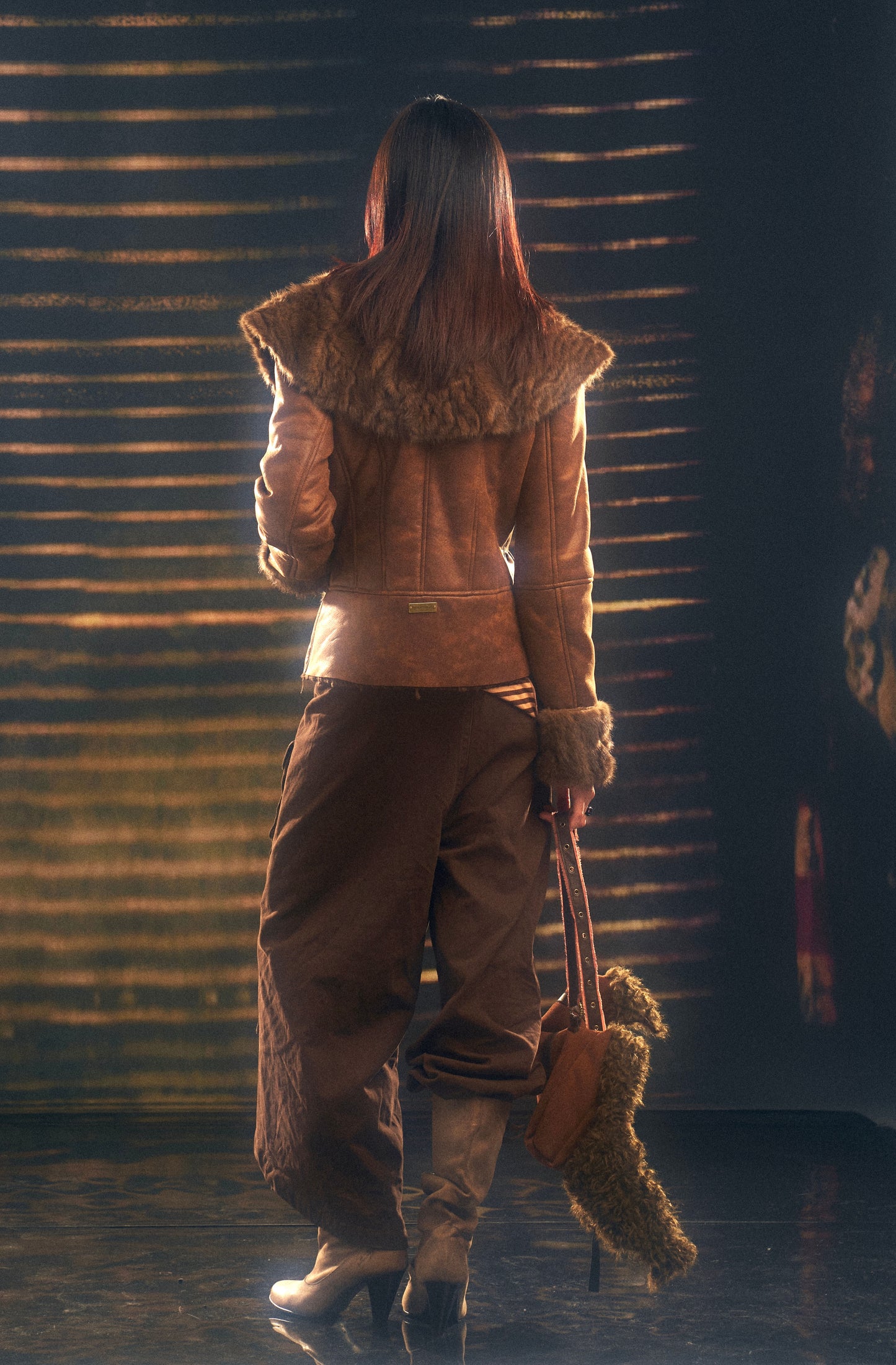 Warm fur-lined coat with a large lapel