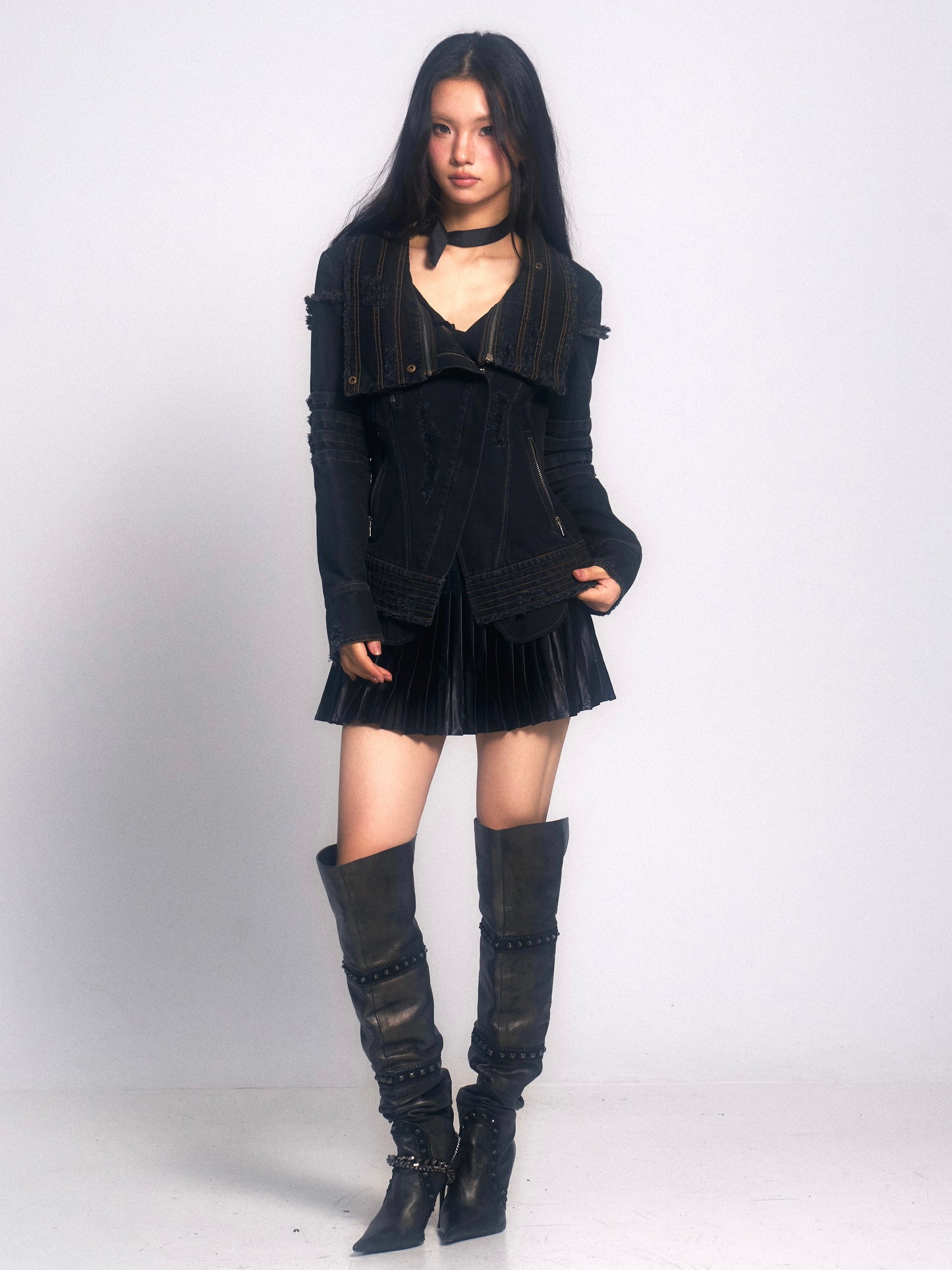 Punk-Style Heavy-Duty Washed Denim Jacket with Vintage Collar & Destroyed Details