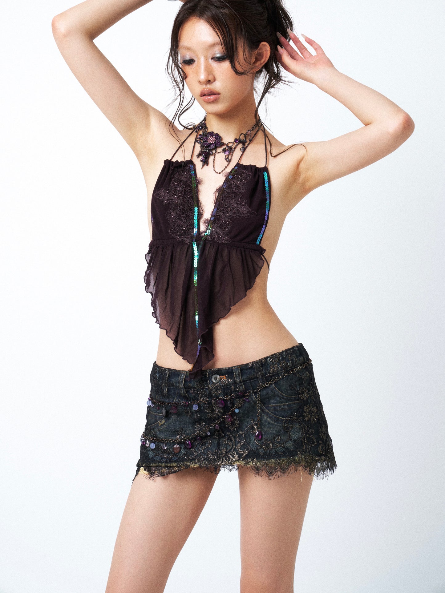 Lace-Trim Denim Skorts with Raw Hem in Distressed Wash