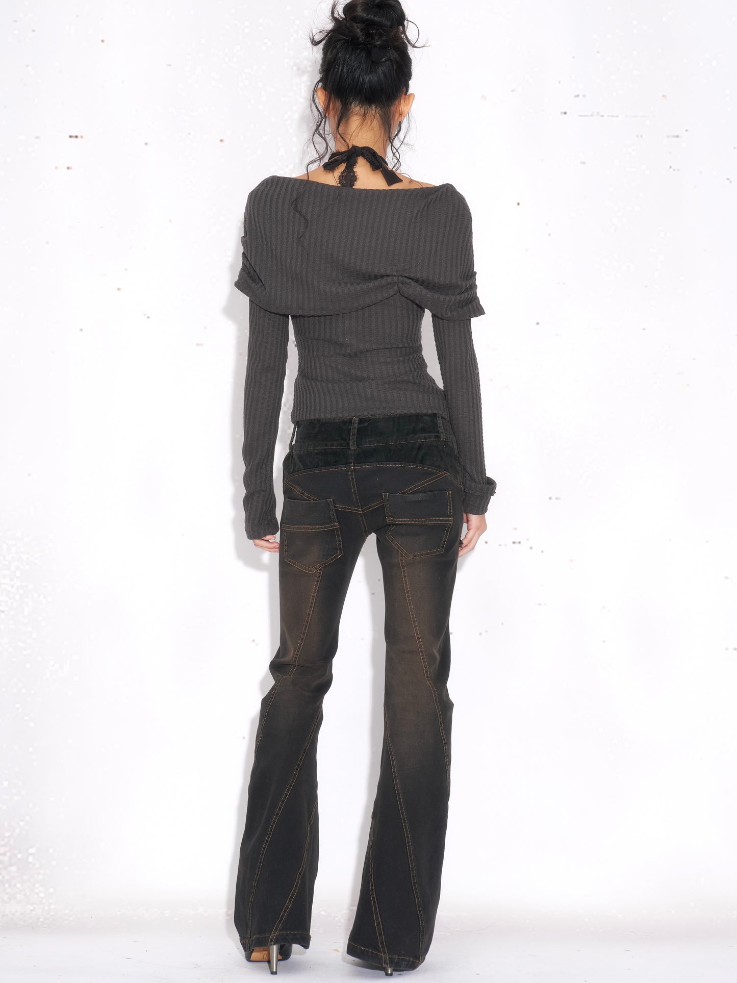 Washed Spiral-Cut Slight Flared Jeans