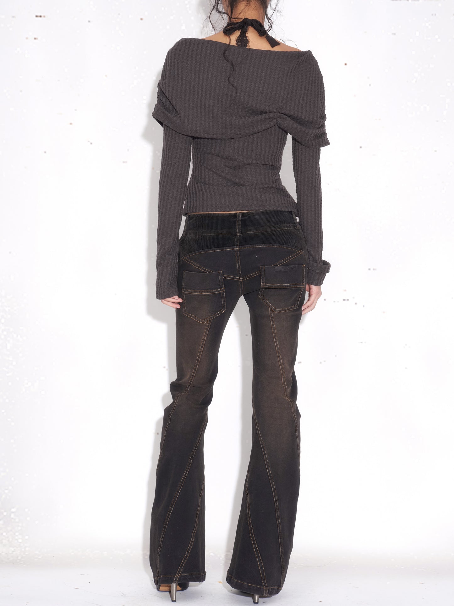 Washed Spiral-Cut Slight Flared Jeans